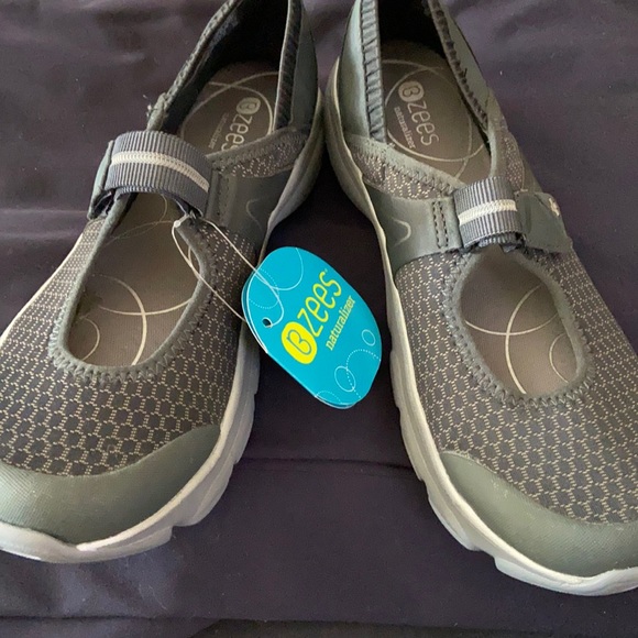 Bzees Shoes - COPY - Brand new with tags! Bzees comfort shoe.